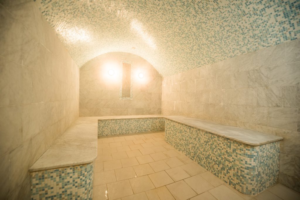 Женский люкс в  Батенинских банях закрывается на ремонт